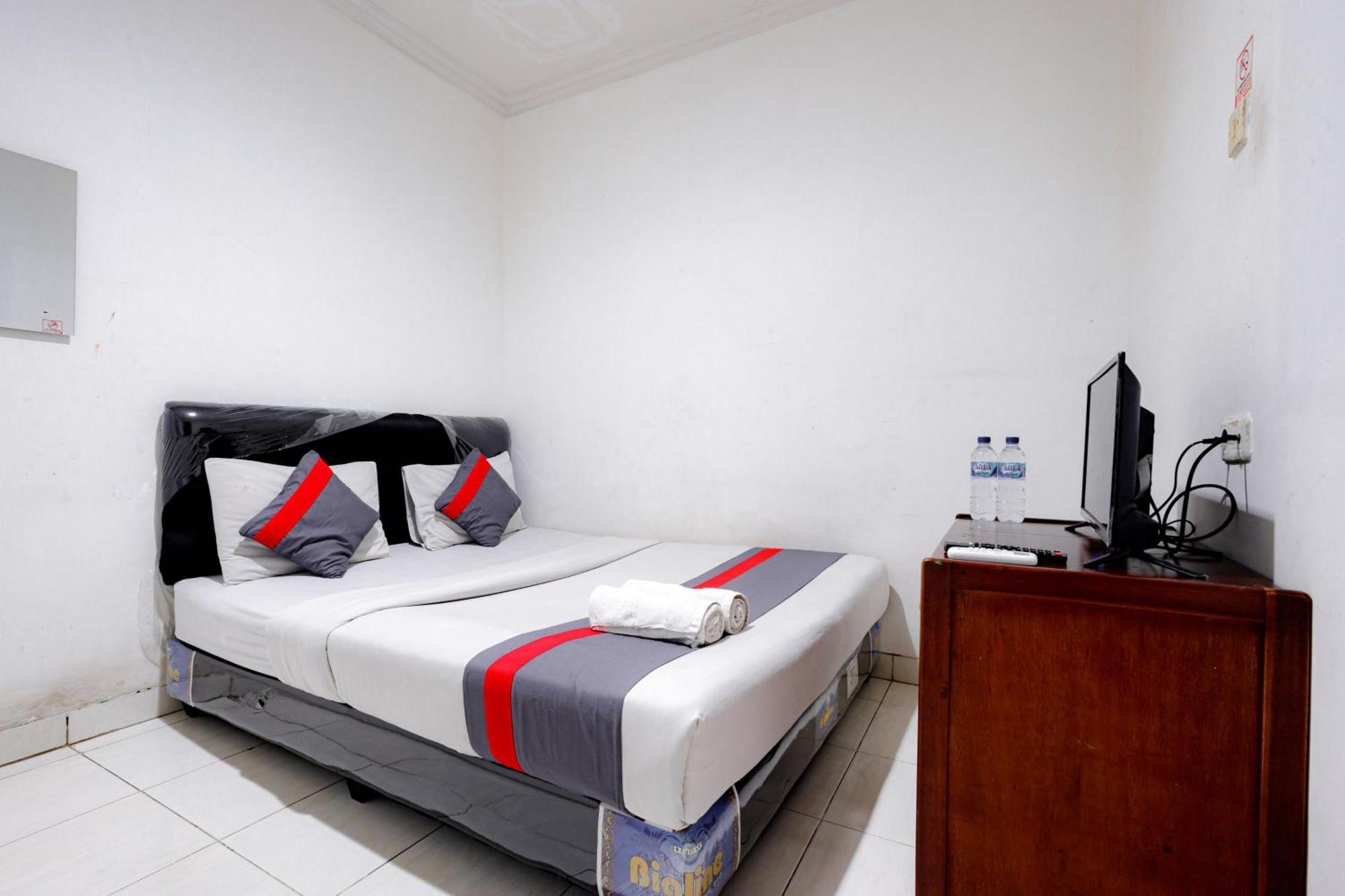 J&B Rooms Tomang Jakarta Mitra Reddoorz Bagian luar foto